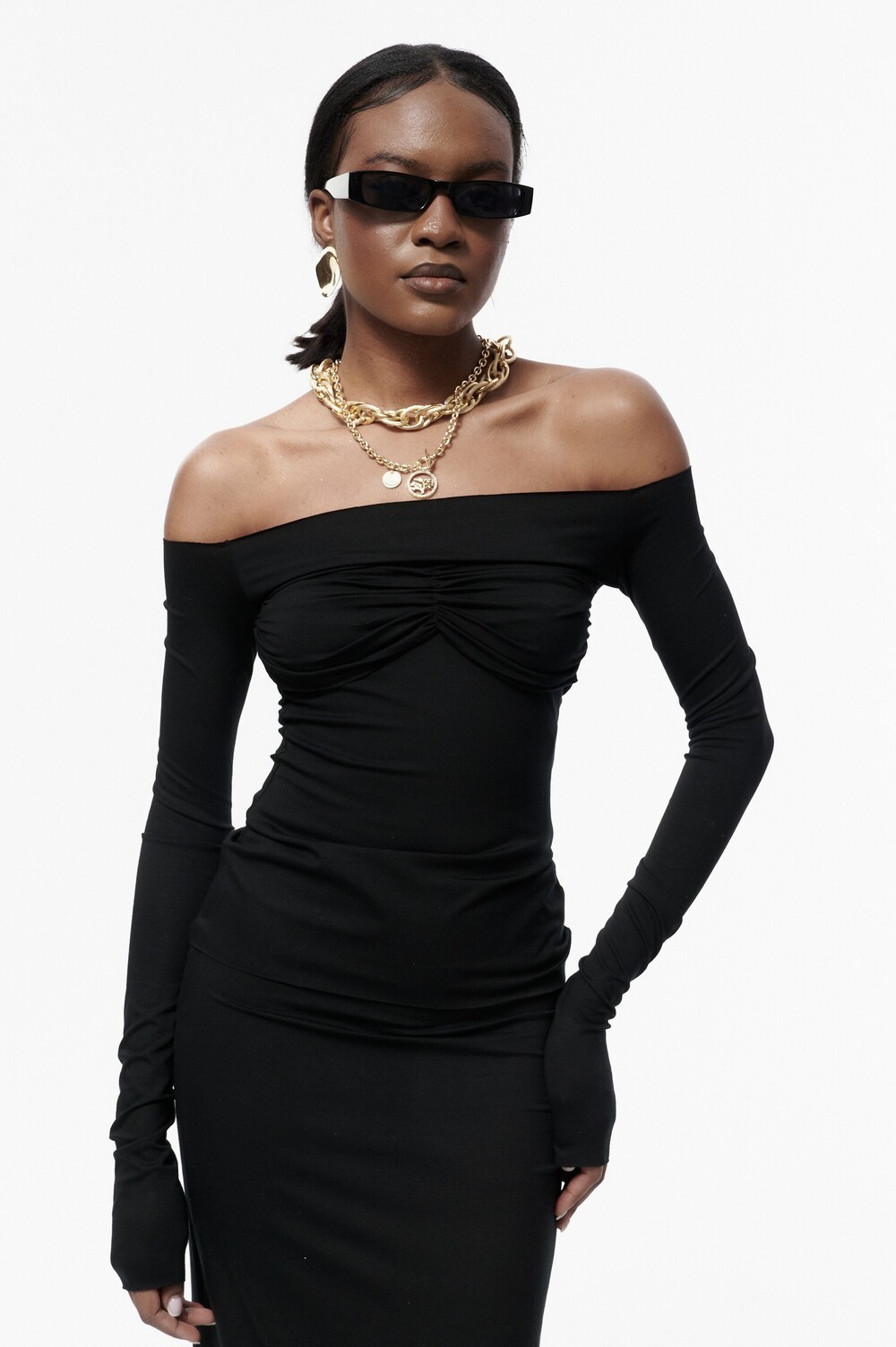 Long sleeve with assembly